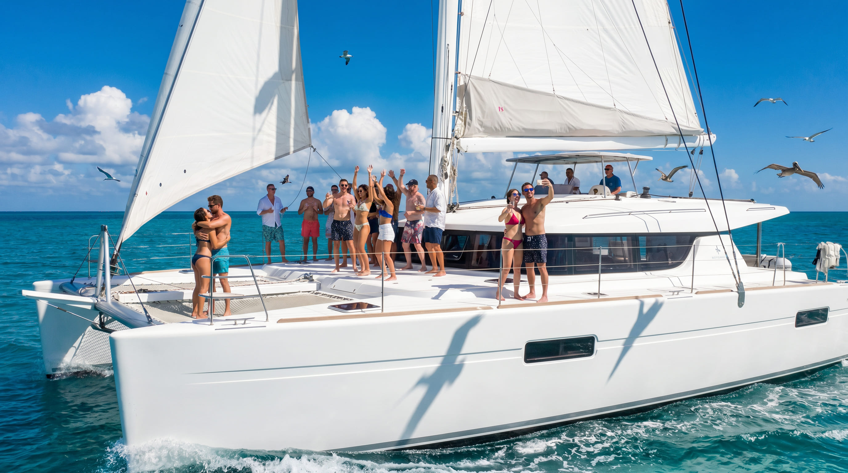 Luxury Sailing & Snorkeling (Puerto Aventuras)